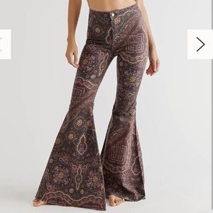 Just Float On Flare Jeans - Dark Brown Geo